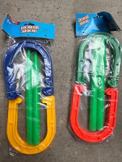 Horse shoes toy