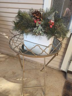 Mirrored Glass table and Christmas decorations only 40$ All OBO