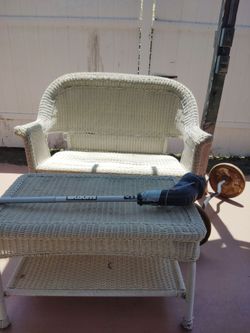 White wicker plastic couch with center table only $35