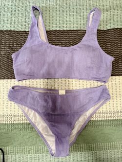 Women’s swimwear