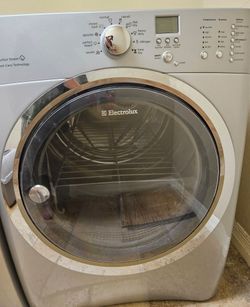 Must go - Electrolux Perfect Steam Gas Dryer