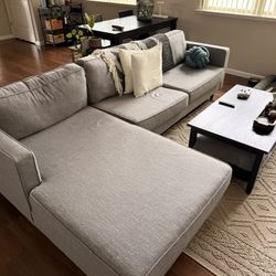 Sectional Sofa With Chaise