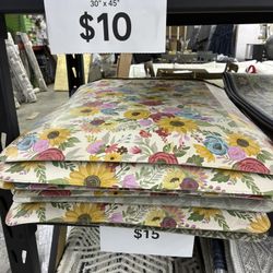 Assorted Kitchen Mats ‼️🔥🏡