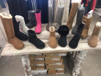 All uggs $99