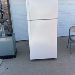 Whirlpool Refrigerator 