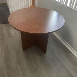 47” Round Table in Cherry