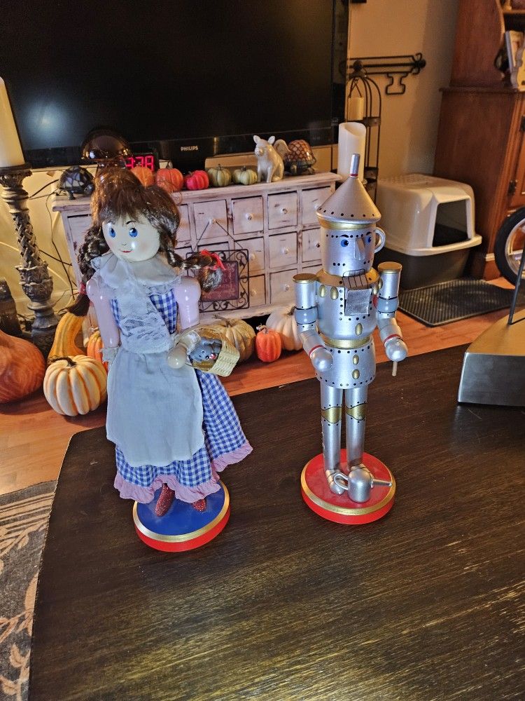 Wizard Of Oz Nutcrackers 