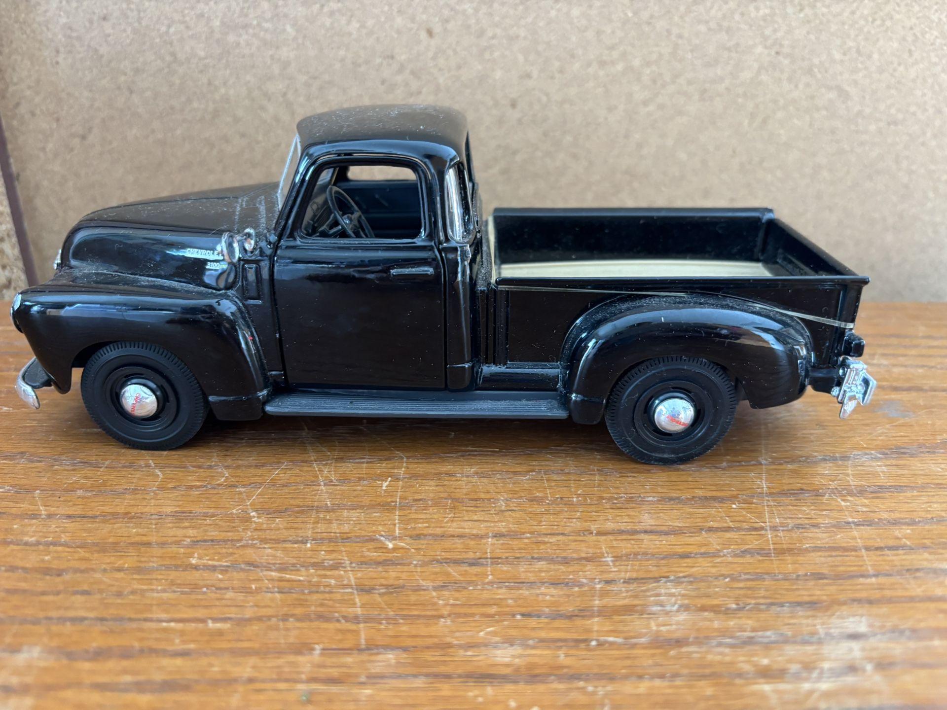 Maisto Die cast 1:25 1950 Chevrolet 3100