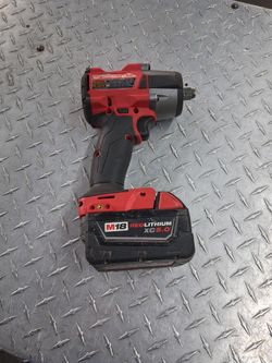 Milwaukee Impact Wrench 