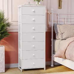 Dresser storage tower White 7 -Drawer 19.7-in W Combo dresser
