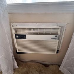 8.000 BTU Air Conditioner