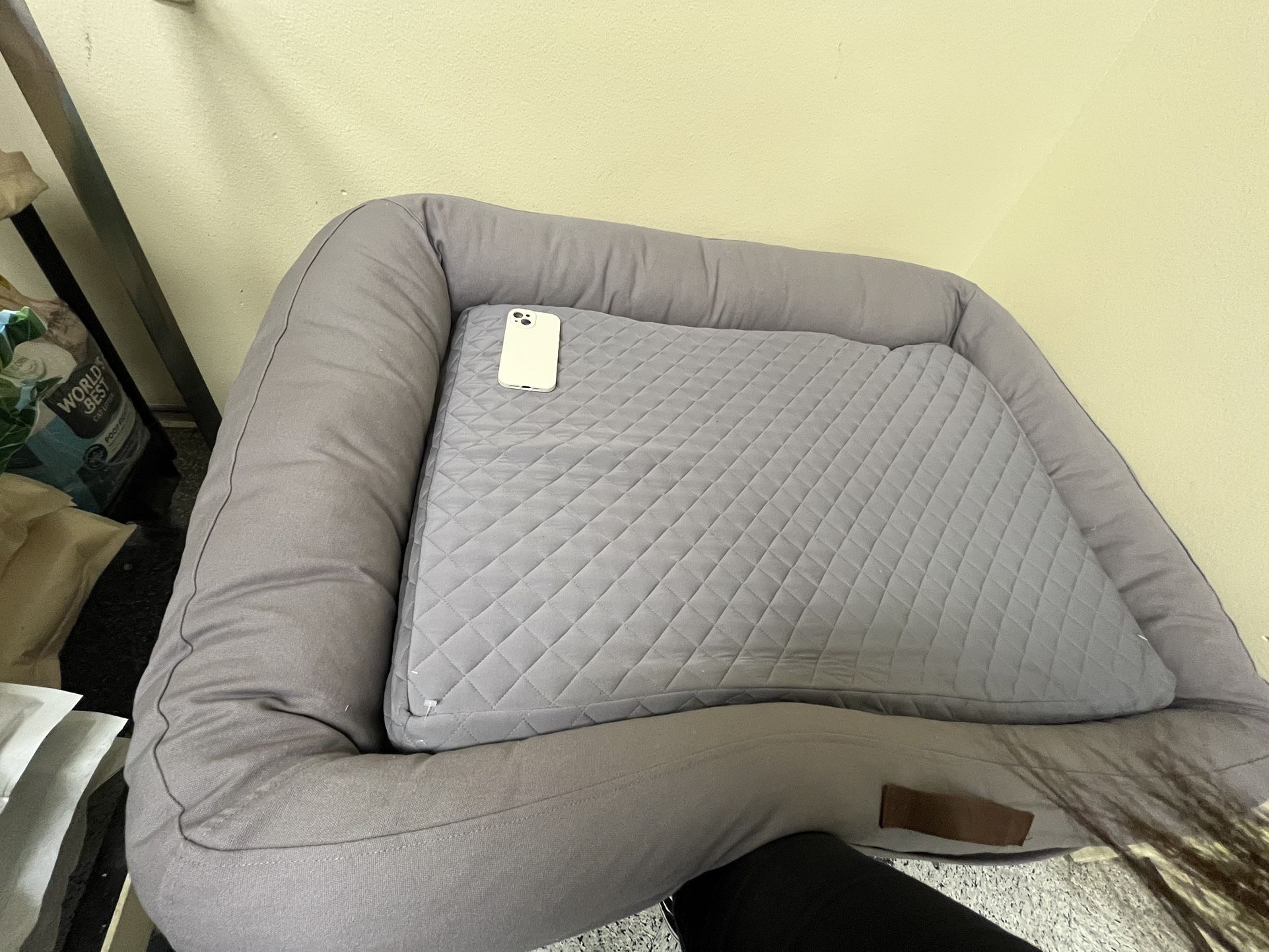 REEDY dog Bed