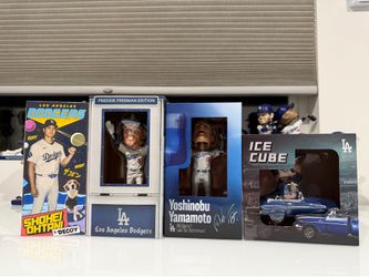 DODGERS SGA BOBBLEHEADS