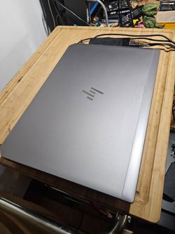 HP Z BOOK G6 17 Touch.  Workstation i7-CPU. 32GB Ram.  1TB m2 NVMe SSD. GPU: RTX Graphics.