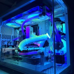 Gaming PC — Intel i7-10700K / RTX 2080 Super / 32GB DDR4 3600MHz / 1TB M.2 SSD / 700W PSU / Custom Liquid Cooling