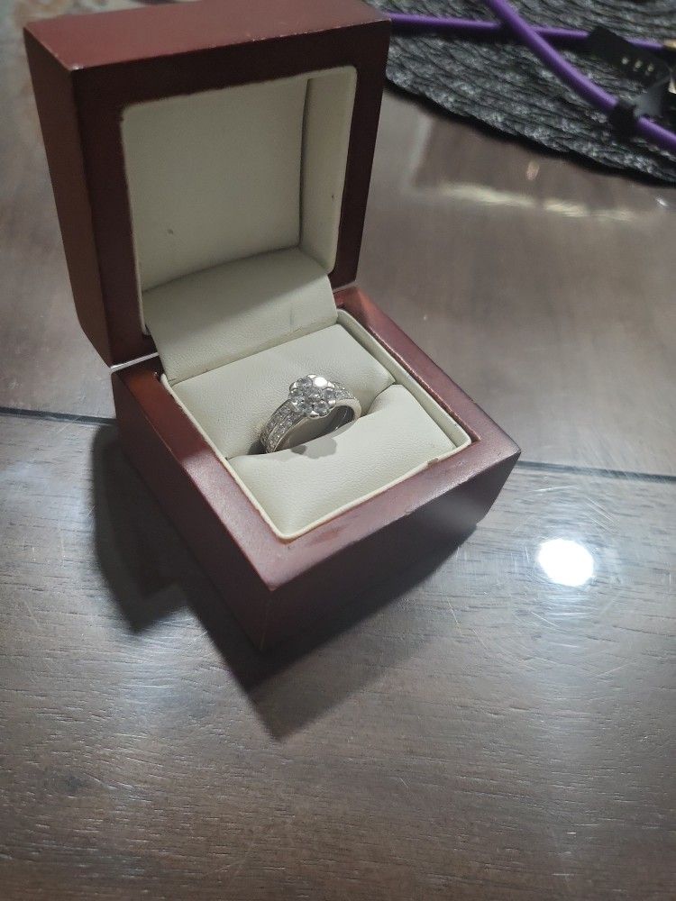 14k Diamond Ring