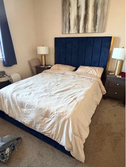 Queen Bed