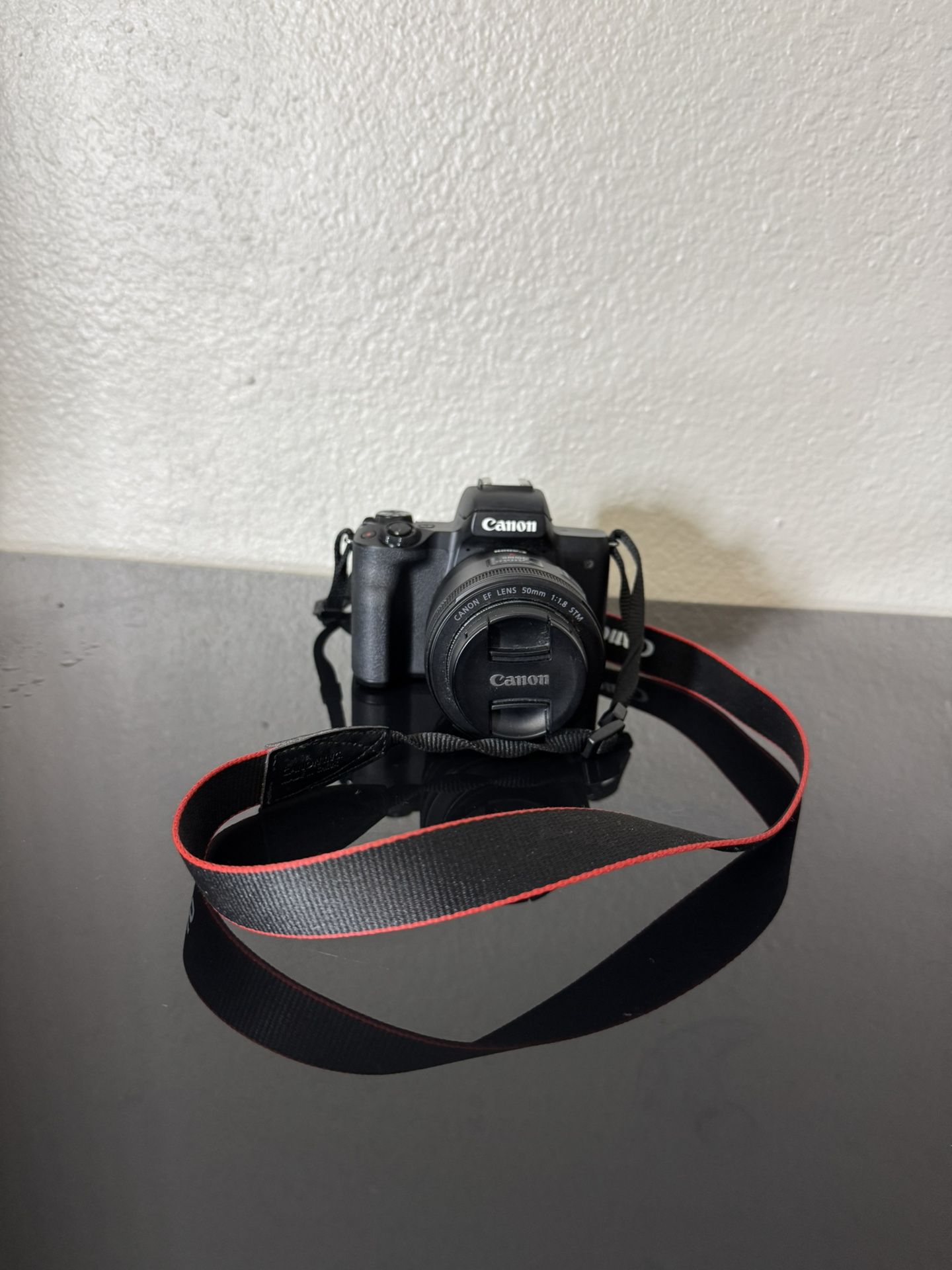 Canon EOS M50 With 55mm Lens