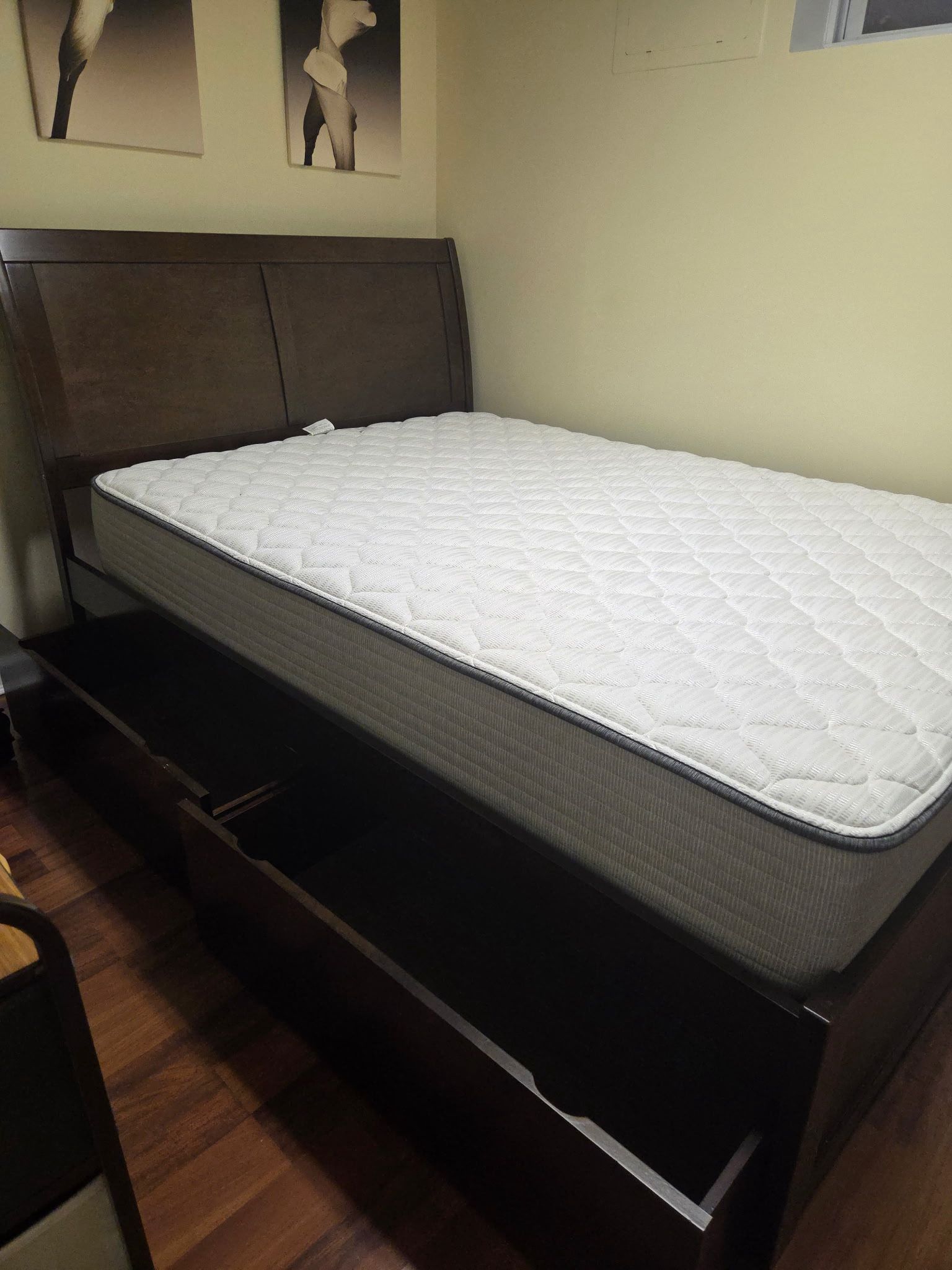 Full Size Storage Bed W/ Chest And Nightstand