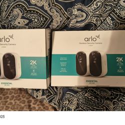 Two Arlo Essential 3rd Gen Outdoor Security Camera 2-Packs