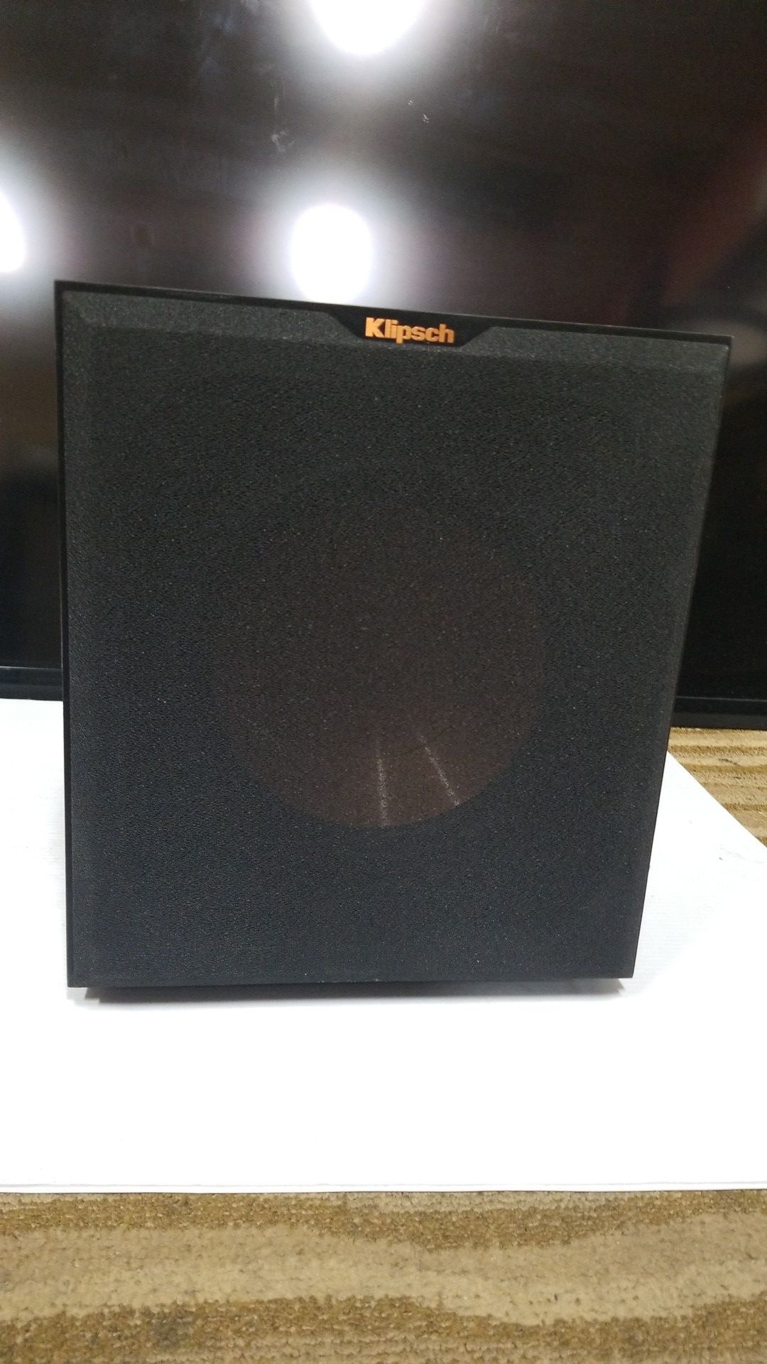 Klipsch- Powered Subwoofer, model R-10SW, Reference Series