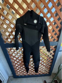 Brand New Quicksilver Wetsuit 3/2