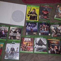 Xbox One X 1tb 25 Games 2 Controller's With Rechargeable Batteries 🔋 