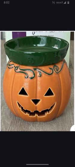SCENTSY Holiday Themed