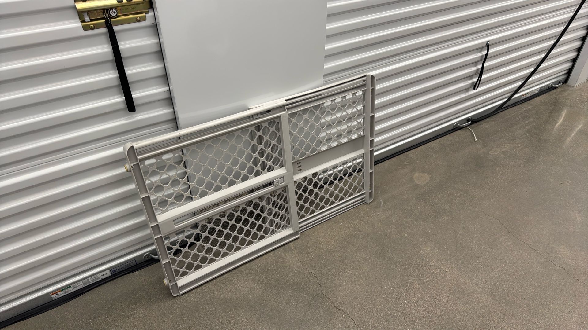 Expandable Baby Or Pet Gate