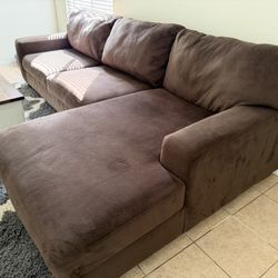 Couch With Chaise