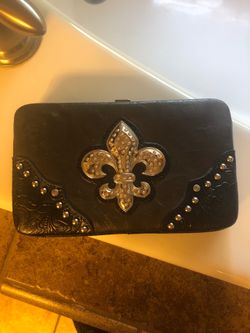 Bling wallet -good condition.