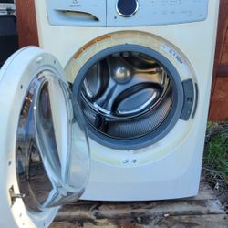 Electrolux LuxCare Wash Front Load Warsher EFLW317TIW2