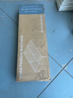 New metal platform, bedframe, black queen