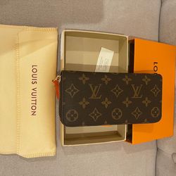 Louis Vuitton for Sale in Chicago, IL - OfferUp