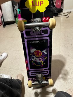 HK Girl Skateboard
