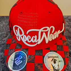 ROCAWEAR RED BASEBALL CAP, GREAT CONDITION 