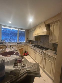 Custom Made Kitchen Cabinets 