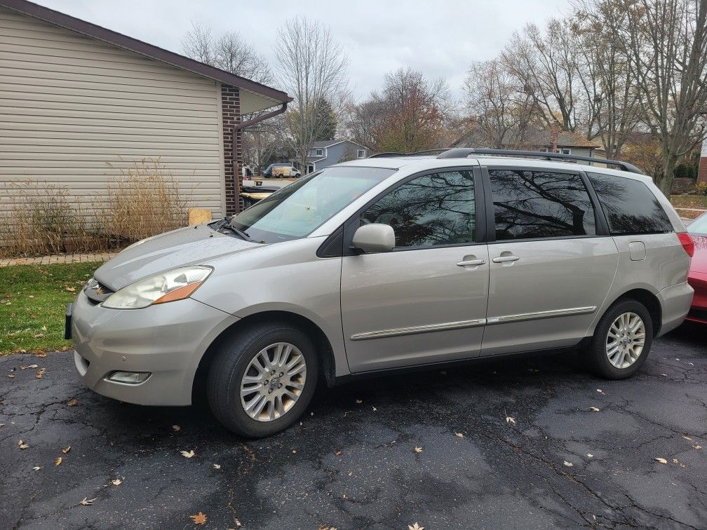 2008 Toyota Sienna