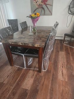Dining Table $400 OBO