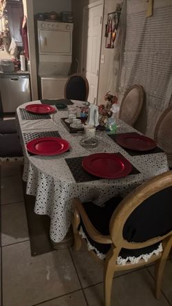 Glass table 6 chairs