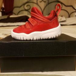 Air Jordan 11 Retro Gym Red DEADSTOCK Size 3c 