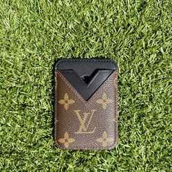 LV Monogram card holder