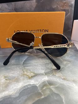 Sunglasses 🕶️ Shades 😎 Glasses