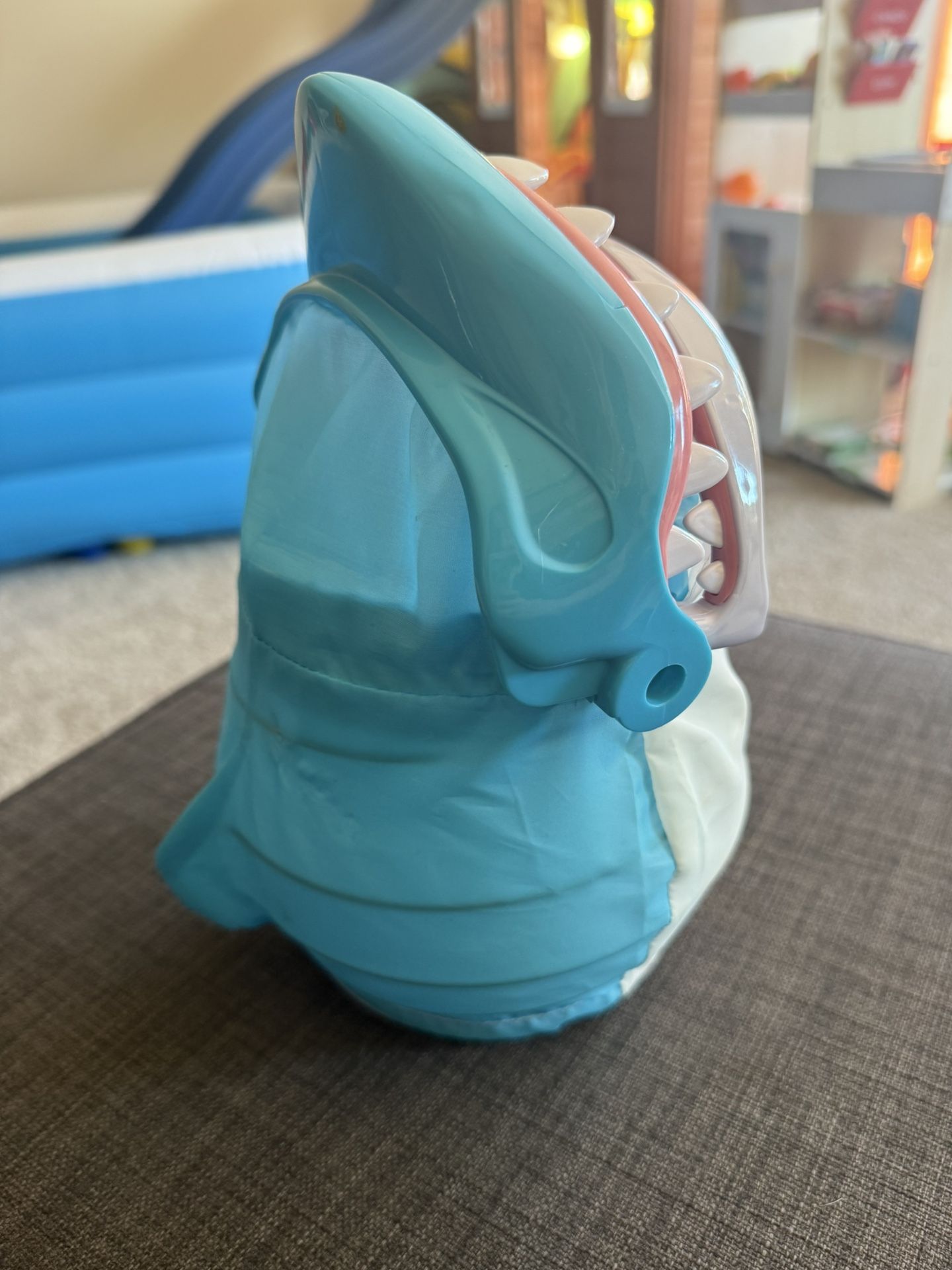 Shark Themed Pop Up Game. 