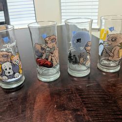 1982 ET Collector Glasses Complete Set Pizza Hut Extra Terrestrial