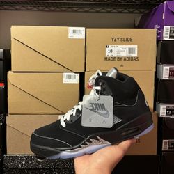 Jordan 5 Retro OG Black Metallic Reimagined