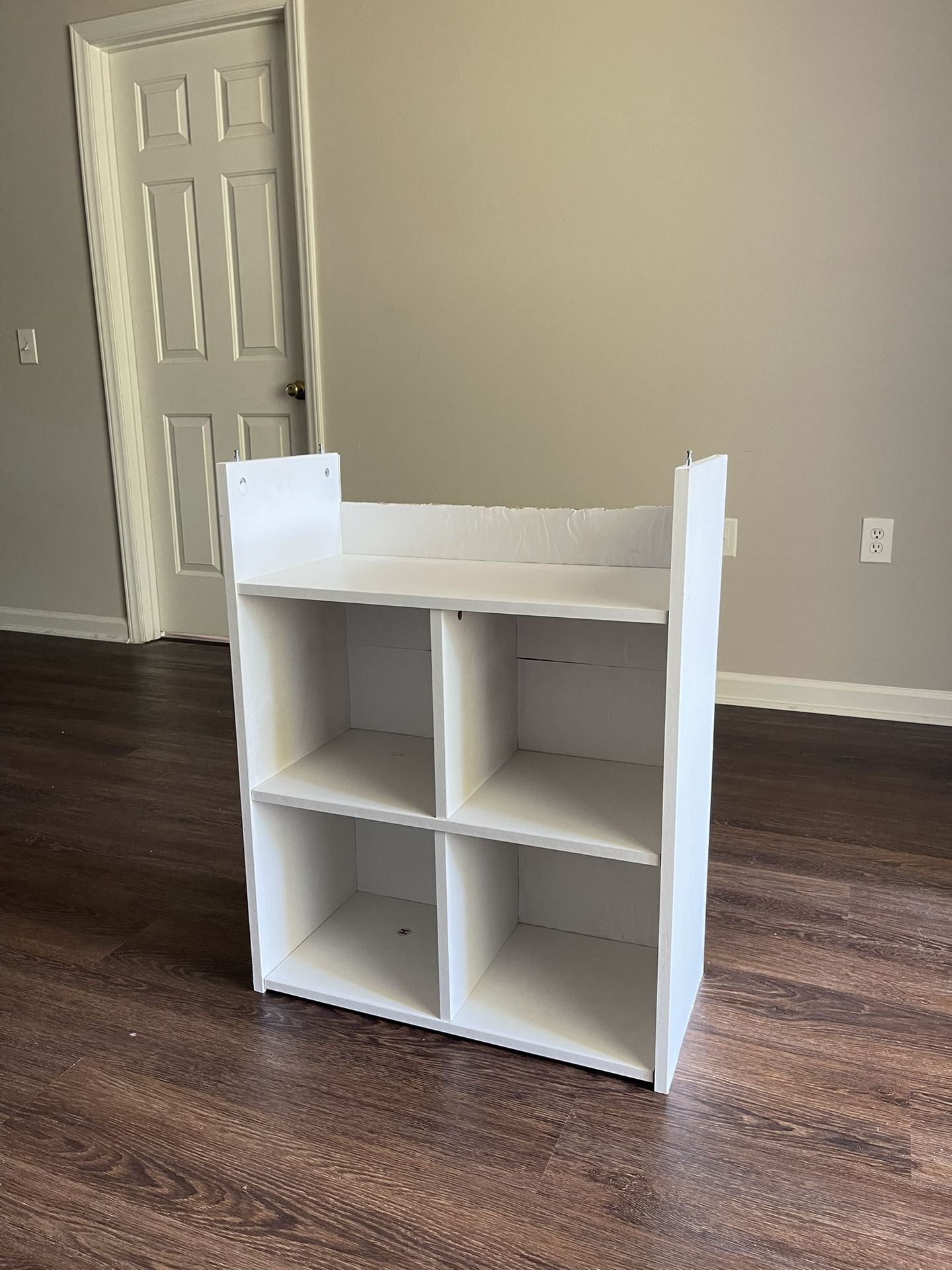2 Book Shelves