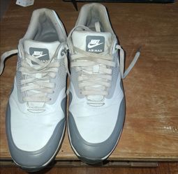 Nike Air Max size 10