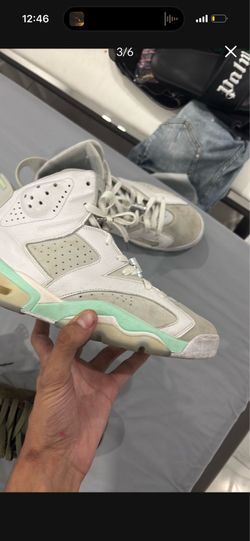 Jordans size 10