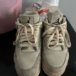 Jordan 4s
